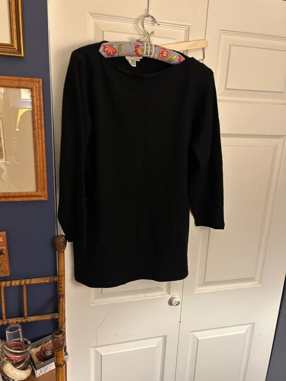 Black Cashmere Long Sleeve Tunic Sweater